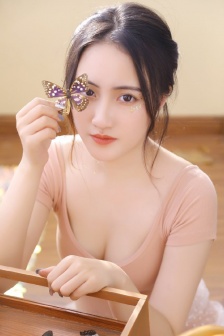 年轻护士1
